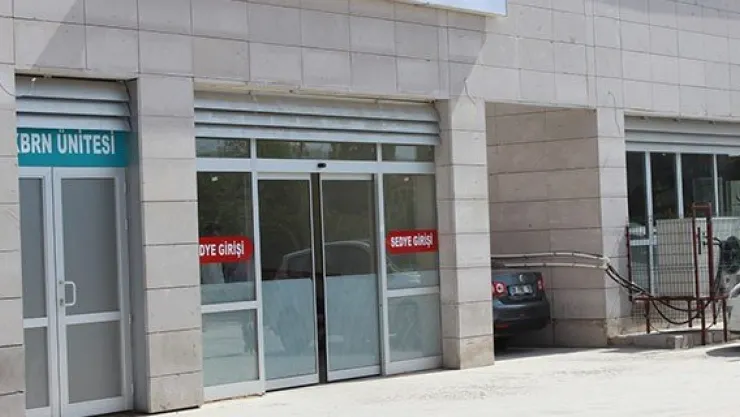 Nişana giden aile kaza yaptı 1 ölü