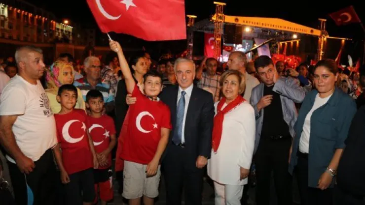 Vali Kamçı'dan 15 Temmuz programına davet