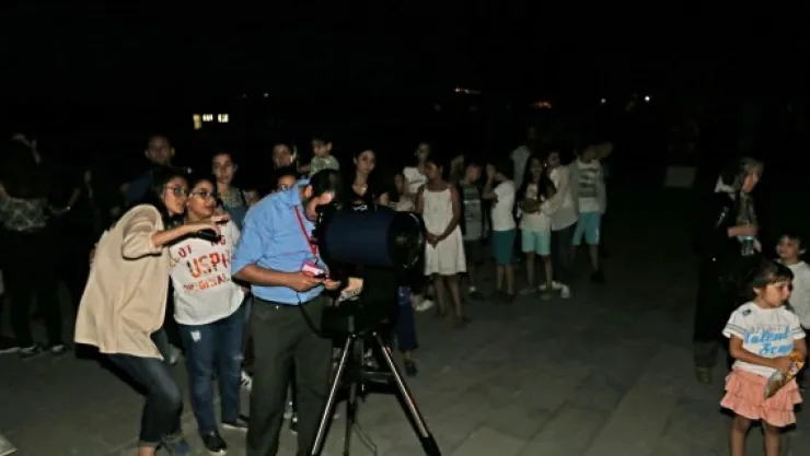 Bilim Merkezi'nde meteor yağmuru şöleni