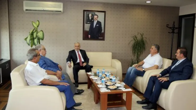 Vali Kamçı'nın ziyaretleri sürüyor