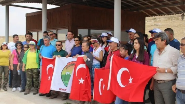 Pınarbaşı Belediyesi'nden zirve yürüyüşü