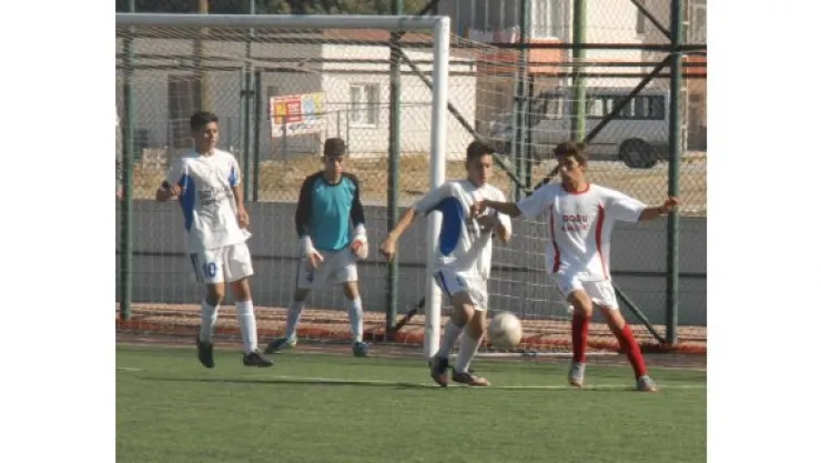 14 yaşında tam bir gol makinesi