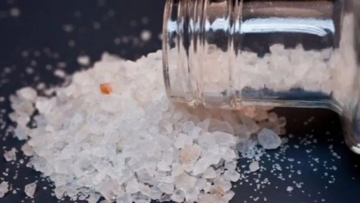 8 gram metamfetamin ile yakalandı