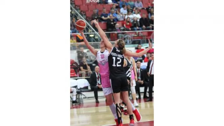 AGÜ Spor'dan Kartal'a fark