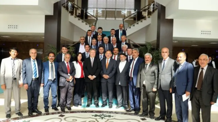 Palancıoğlu ve muhtarlardan Özhaseki'ye ziyaret