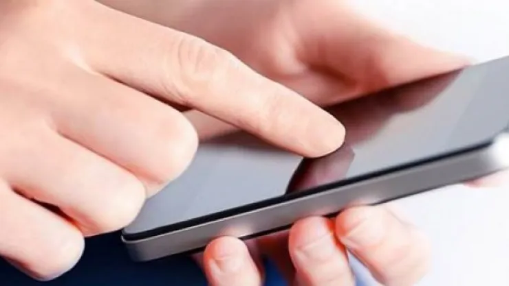 Boyun ağrınızın nedeni akıllı telefon olabilir