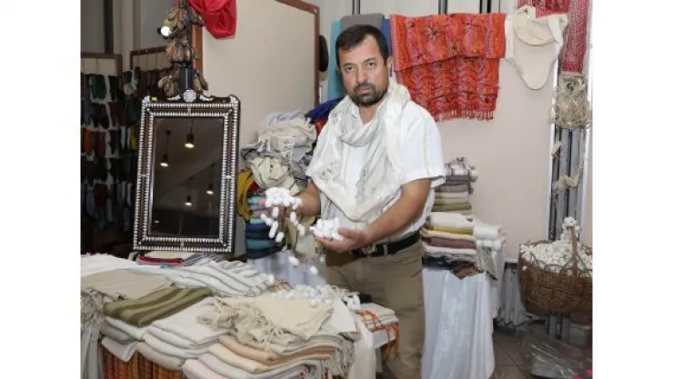 ERÜ'de el sanatları sergisine yoğun ilgi