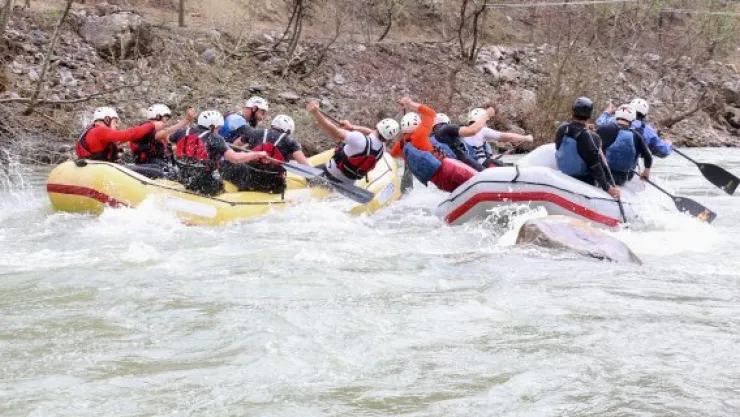 Rafting severlerin yeni gözdesi Yahyalı olacak