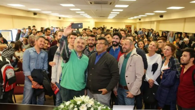 Şu anda Kitap Fuarı'nda birincisiniz