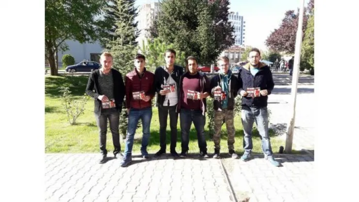 Ülkü Ocakları, uyuşturucuya karşı 10 bin broşür dağıttı