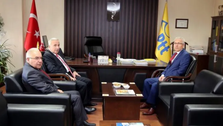 Vali Kamçı'dan PTT, Müftülük ve Vakıfbank'a Ziyaret