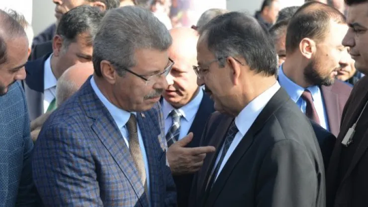 Bakan Özhaseki'den Başkan Akay'a teşekkür