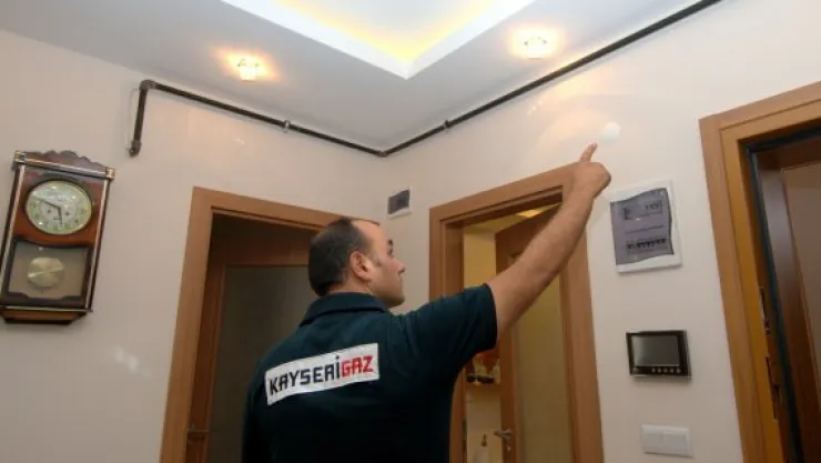 Kayserigaz iç tesisat ekibi çalışmalarını sürdürüyor