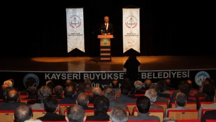 Milli Eğitim Müdürü Elmalı okul müdürleriyle bir araya geldi