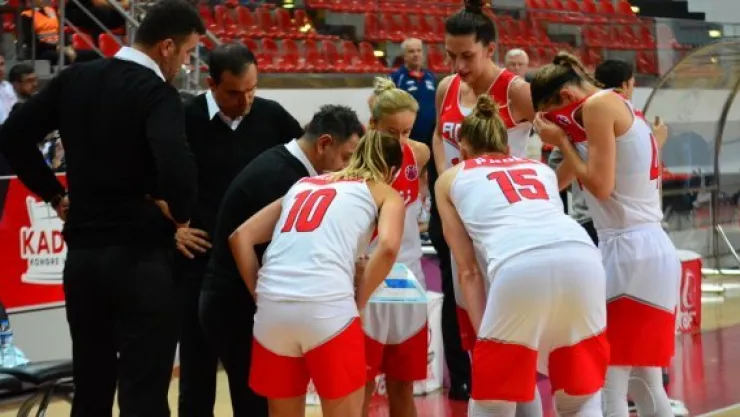 Polonya'da zorlu karşılaşma