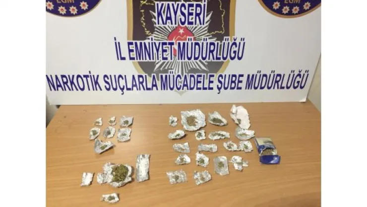 Uyuşturucu tacirlerine operasyon: 4 gözaltı