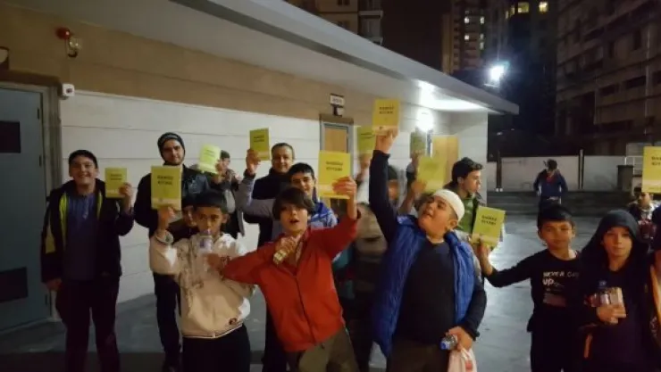 Vefa Derneği Mevlid Kandilini kitapla karşıladı