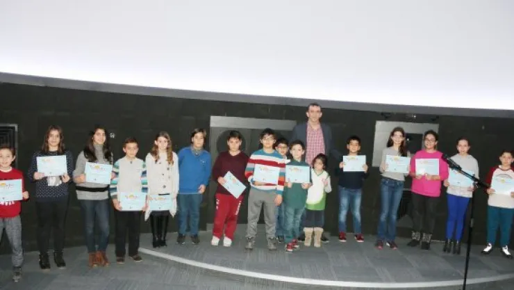 Astronomi okulu ilk mezunlarını verdi