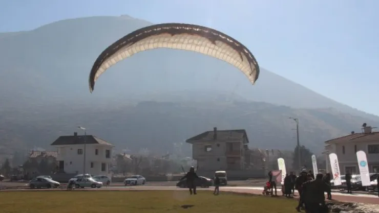 Paraşütle tohum saçtılar