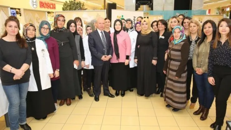 Kocasinan Akademi, el emeği göz nurunu sergiliyor