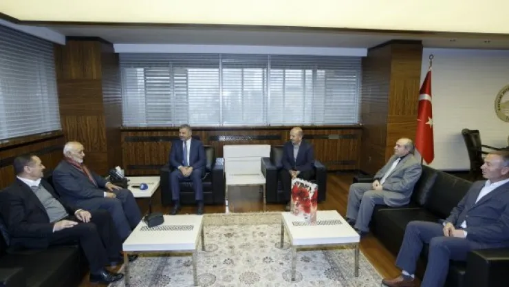 Mazlumder yöneticileri Başkan Çelik'i ziyaret etti