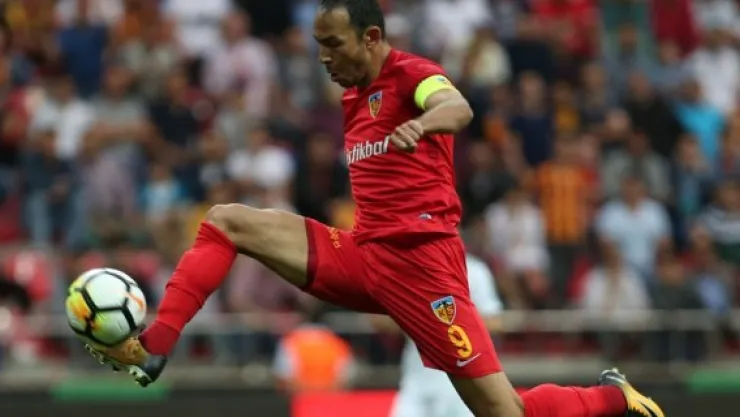 Umut atıyor, Kayserispor kaybetmiyor