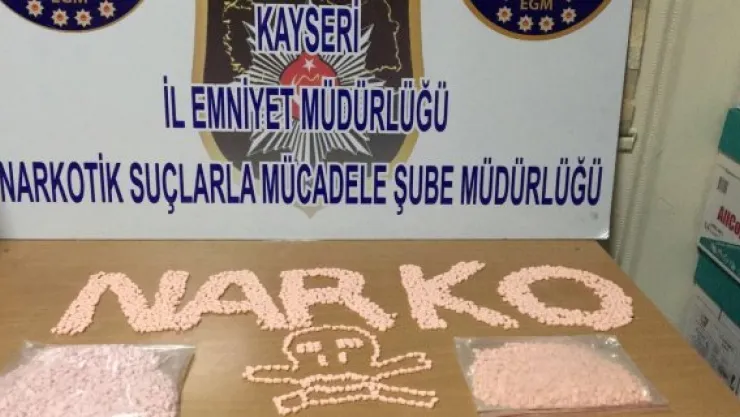 Uyuşturucu operasyonunda 3 gözaltı