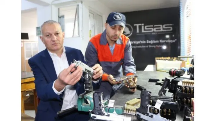 Araç bakım değil silah bakım servisi