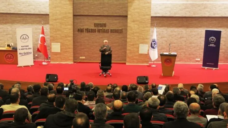 'Cami dışında da aktif olmalıyız'