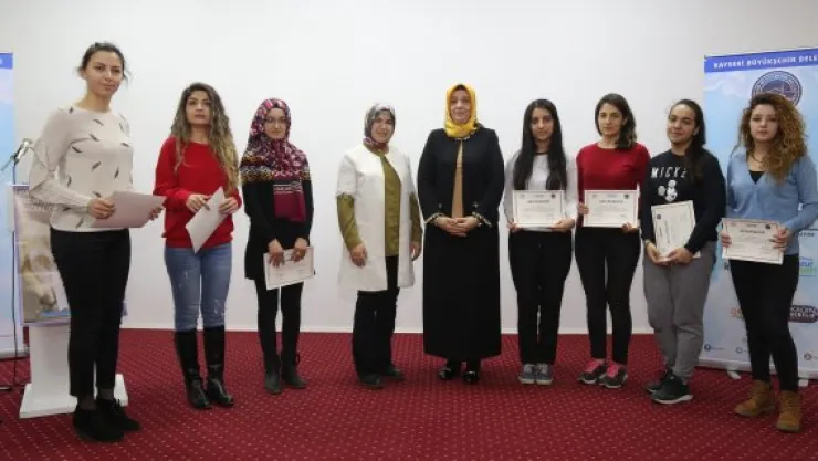  KAYMEK sağlık seminerleri ile bilinçlendiriyor 