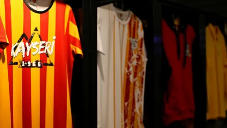 Kayserispor ürün mağazası açıldı