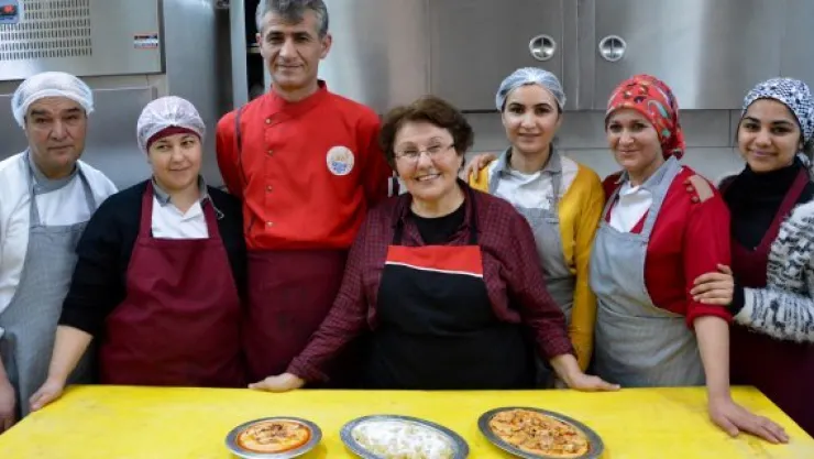 &quotMemleket Hasreti" şiiri yöresel lezzetlerin tesciline kanıt oldu