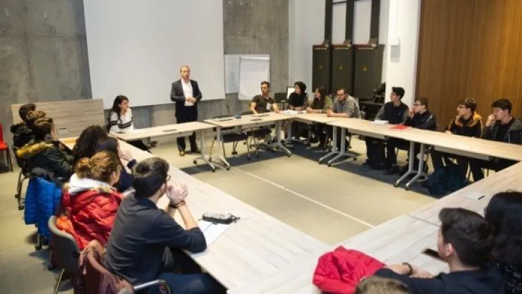 AGÜ'den Kültürlerarası İletişim Çalıştayı