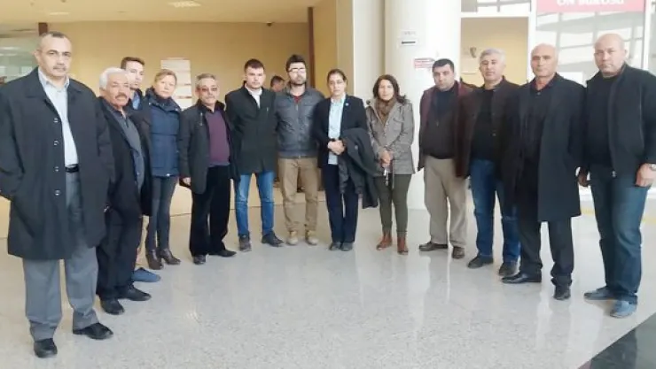 İYİ Parti 17 Aralık duruşmasına katıldı