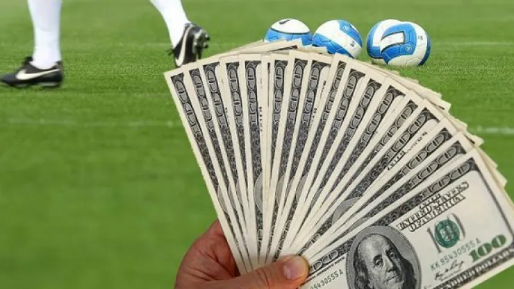 Transfere 6,37 milyar dolar harcandı