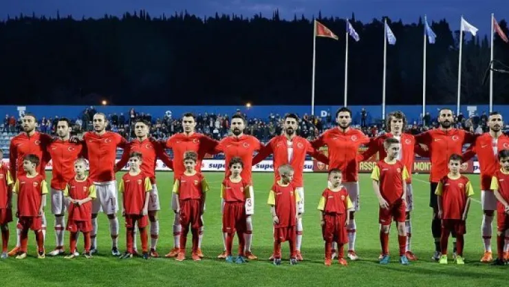 A Milli Futbol Takımı gençleşti