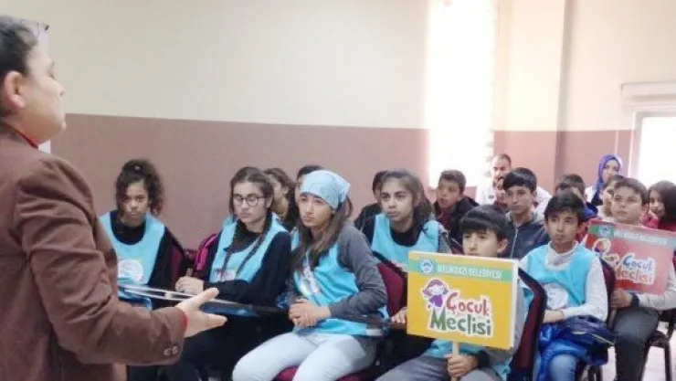 Çocuk Meclisi'nden 'Sigarasız Toplum' çağrısı