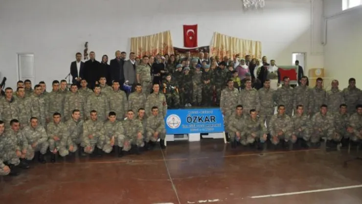 Öğrencilerden Mehmetçiğe moral desteği