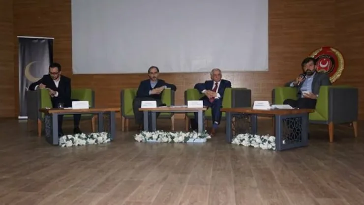 Yedi Hilal'in paneline büyük ilgi