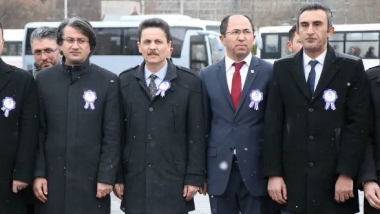 Yılmaz:   Ülkemiz ve işletmelerimizin gelişimi için çalışıyoruz