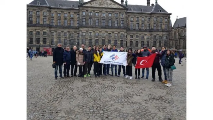 Kayseri Final, Haarlem Mun Konferansında 