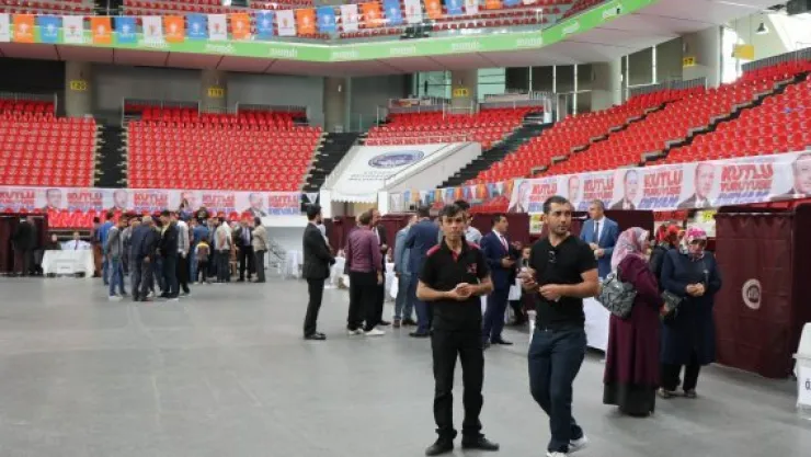 AK Parti'den temayül yoklaması