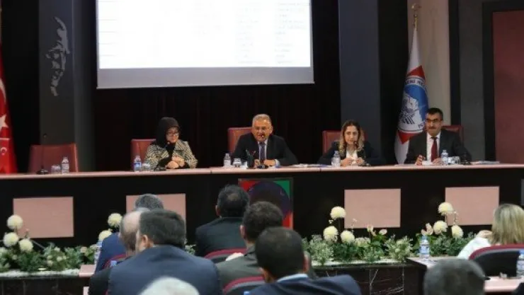 'Camilere engelli rampası yapılacak'