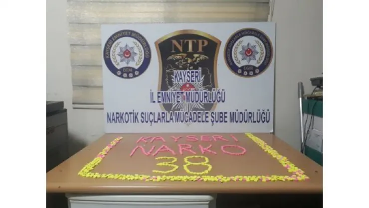 Kayseri'de 985 adet ekstazi hap ele geçirildi