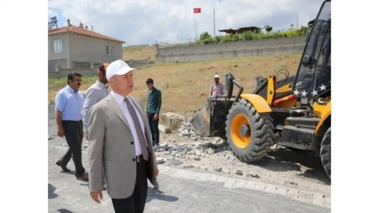 Kocasinan'ın kırsal mahallelerinde yol çalışmaları sürüyor
