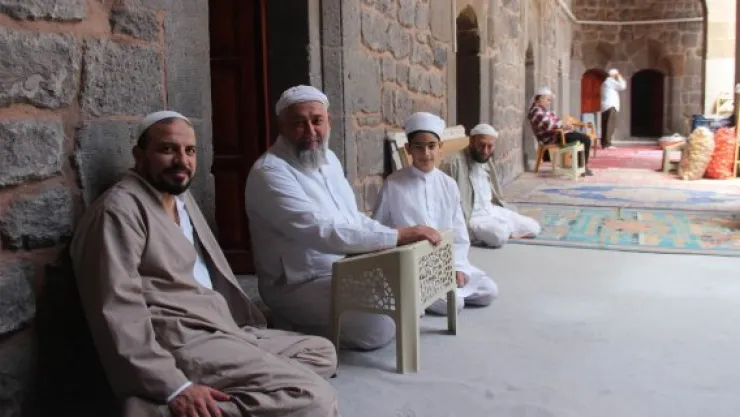 Kayseri'de 50 kişi itikafa girdi