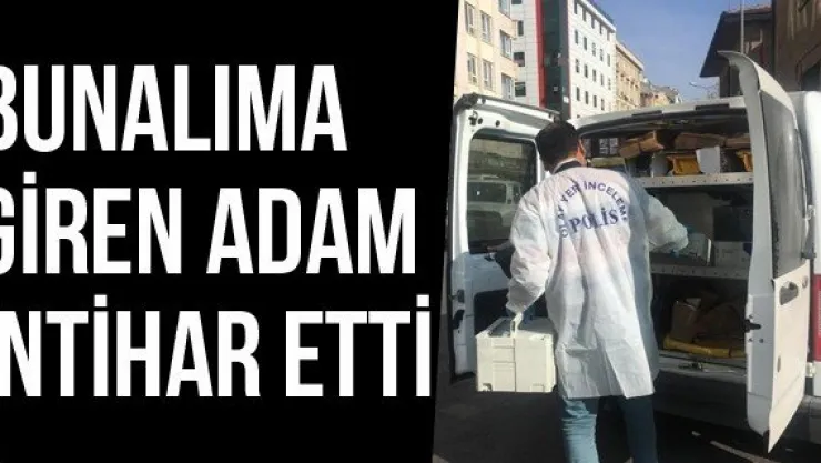Bunalıma Giren Adam İntihar Etti