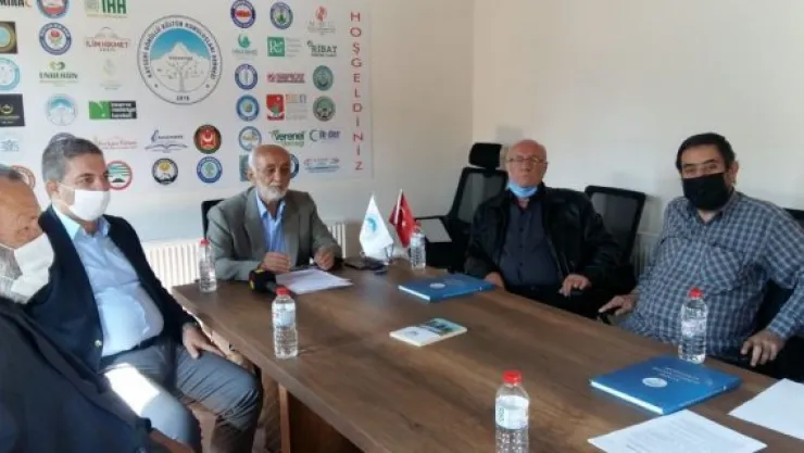 ''MİLLETE KÜFÜR ETMEK HADDİ AŞMAKTIR''