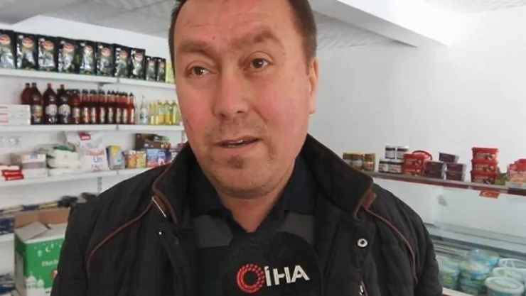 33 yıllık esnaf, hayırseverlerden alıp ihtiyaç sahiplerine dağıtıyor