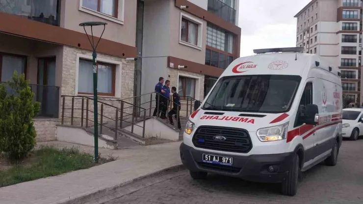 43 yaşındaki adam evinde ölü bulundu